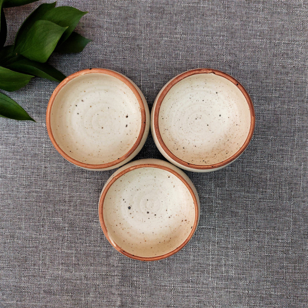 Chitta Cream Speckled Dipping Bowls - set of 3